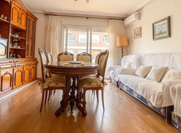 Wiederverkauf - Wohnung - Torrevieja - Acequion