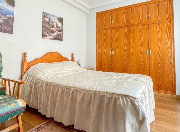 Wiederverkauf - Wohnung - Torrevieja - Acequion