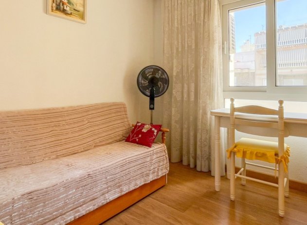 Wiederverkauf - Wohnung - Torrevieja - Acequion