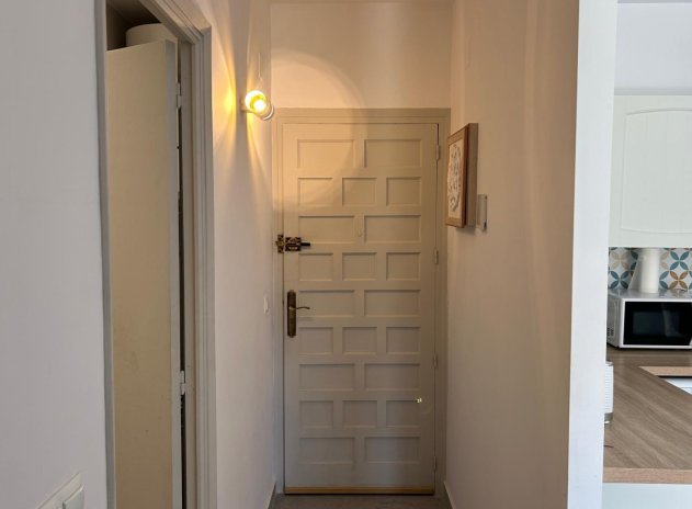 Reventa - Apartamento / Piso - Cabo Roig