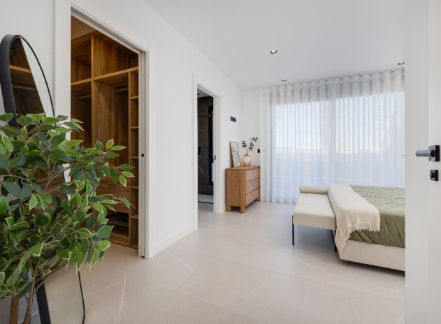 Obra nueva - Villa - Torrevieja - Parque Acuático - Sector 25