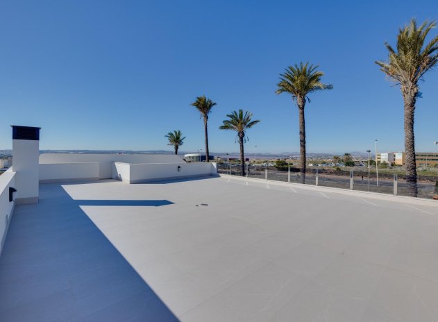 Obra nueva - Villa - Torrevieja - Parque Acuático - Sector 25