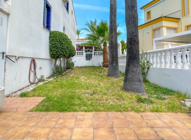 Reventa - Casa adosada - Orihuela Costa - La Rioja