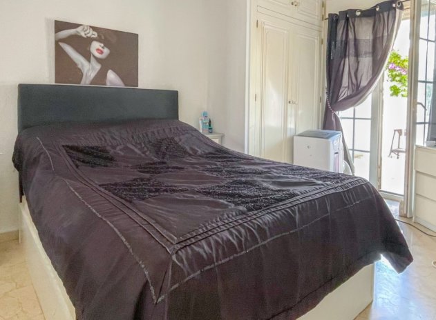 Reventa - Casa adosada - Orihuela Costa - La Rioja