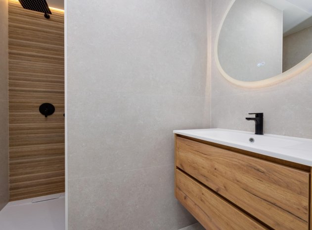 Obra nueva - Apartamento / Piso - Guardamar del Segura - Avda del Puerto