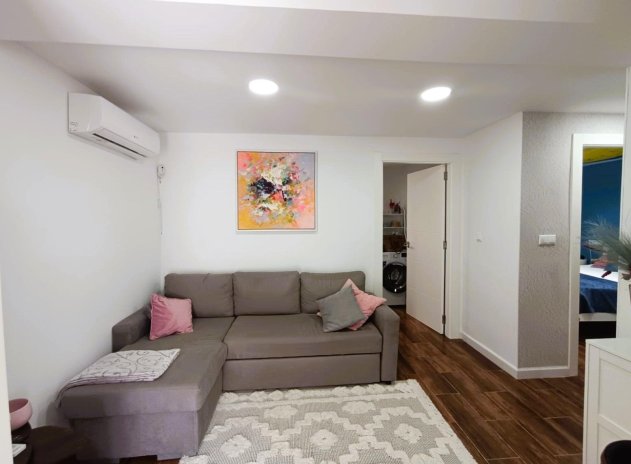 Herverkoop - Appartement - Torrevieja - La Siesta