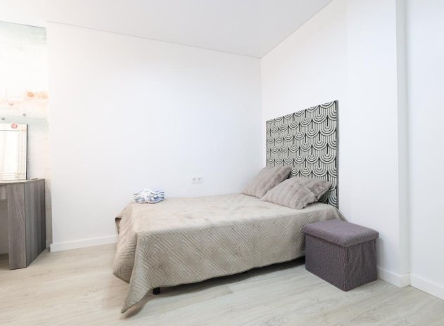 Herverkoop - Appartement - Torrevieja - Acequion