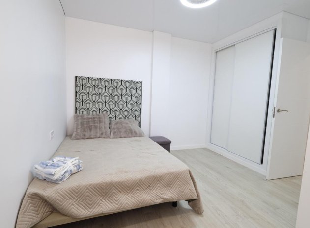 Herverkoop - Appartement - Torrevieja - Acequion