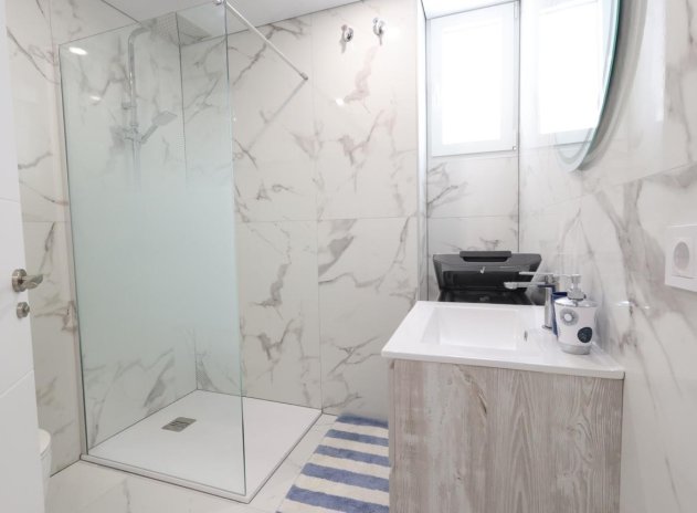 Herverkoop - Appartement - Torrevieja - Acequion