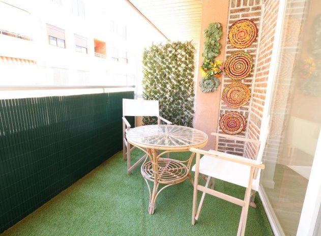Herverkoop - Appartement - Torrevieja - Acequion