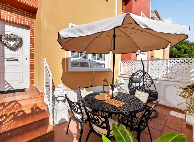 Resale - Apartment / Flat * - Bigastro *