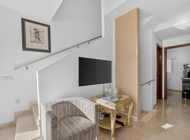 Resale - Apartment / Flat * - Bigastro *
