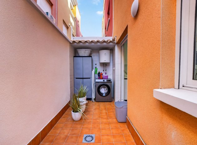 Resale - Apartment / Flat * - Bigastro *