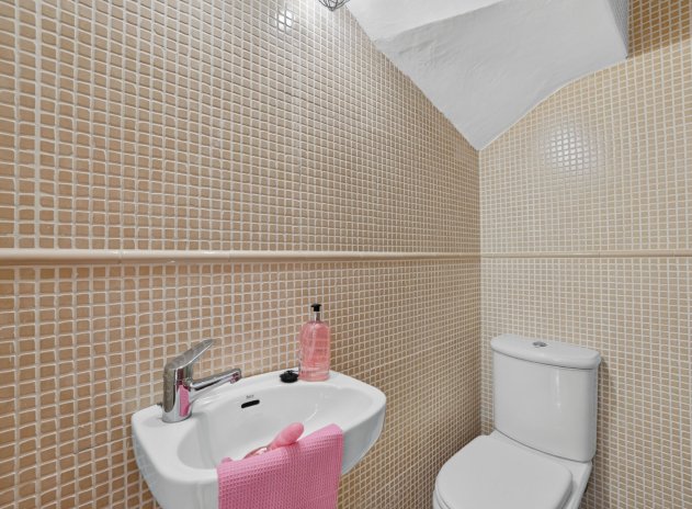 Resale - Apartment / Flat * - Bigastro *