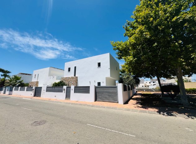 Herverkoop - Villa - San Pedro del Pinatar - Lo pagan