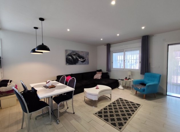 Revente - Maison mitoyenne - Torrevieja