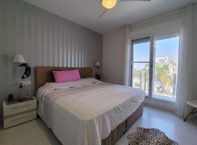 Revente - Maison mitoyenne - Torrevieja