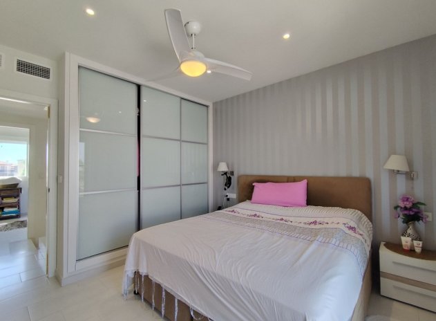 Revente - Maison mitoyenne - Torrevieja