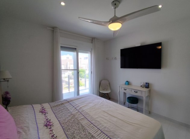 Revente - Maison mitoyenne - Torrevieja