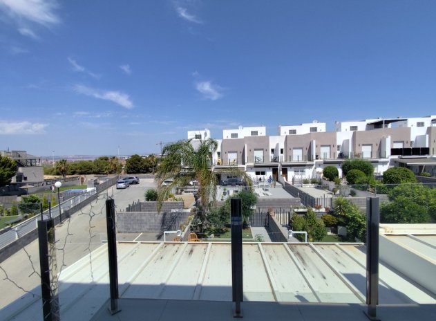Revente - Maison mitoyenne - Torrevieja