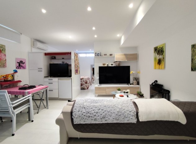 Revente - Maison mitoyenne - Torrevieja