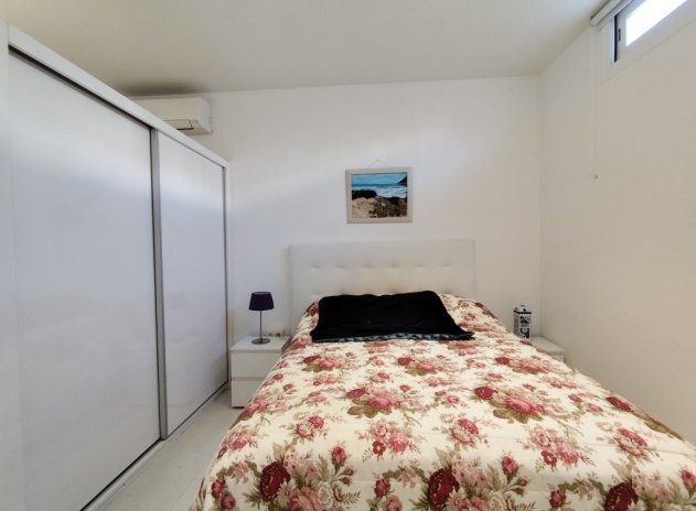 Revente - Maison mitoyenne - Torrevieja