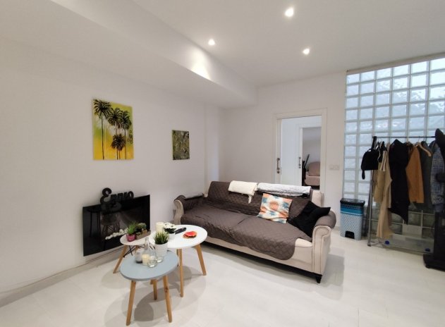 Revente - Maison mitoyenne - Torrevieja
