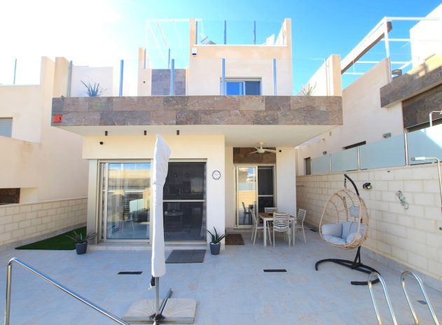 Resale - Villa * - Villamartin * - Villamartín * 