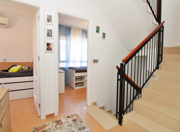 Reventa - Casa adosada - Villamartin - Villamartín