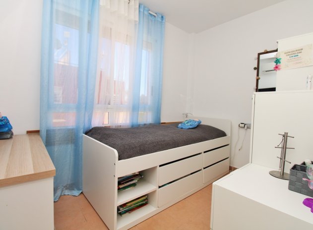 Reventa - Casa adosada - Villamartin - Villamartín