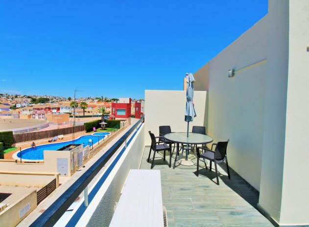 Reventa - Casa adosada - Villamartin - Villamartín