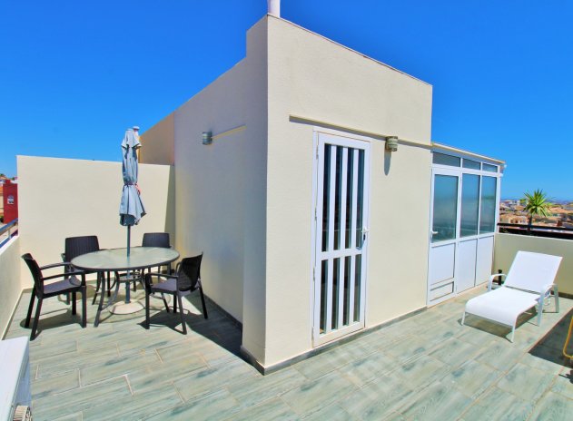 Reventa - Casa adosada - Villamartin - Villamartín