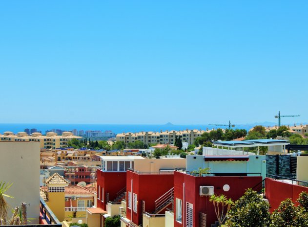 Reventa - Casa adosada - Villamartin - Villamartín