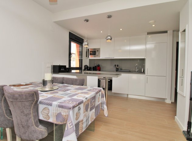 Wiederverkauf - Wohnung - Villamartin - Villamartín