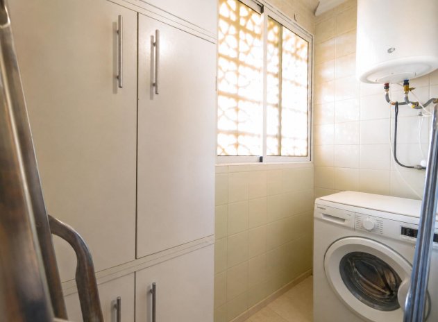 Herverkoop - Appartement - Torrevieja - Acequion