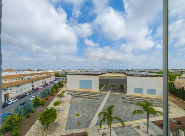 Herverkoop - Appartement - Torrevieja - Acequion