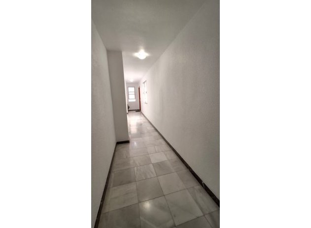 Resale - Apartment / Flat * - Orihuela *