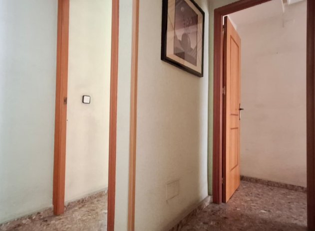 Resale - Apartment / Flat * - Orihuela *