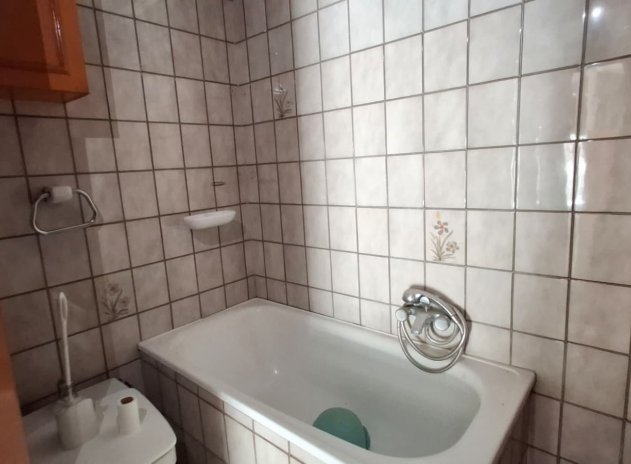 Resale - Apartment / Flat * - Orihuela *