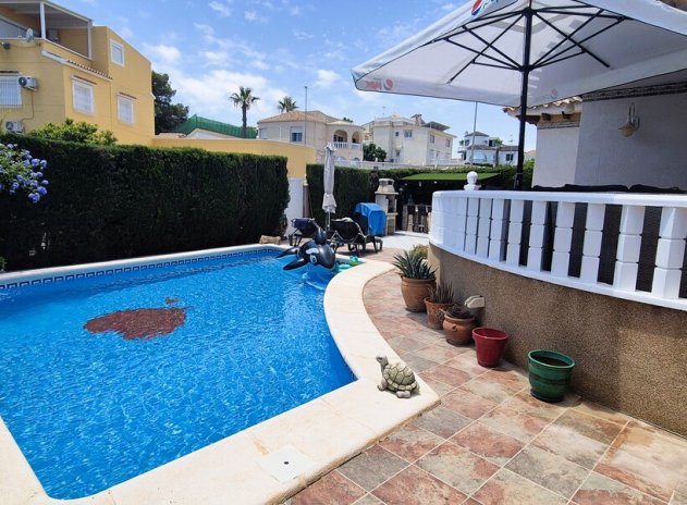 Herverkoop - Villa - Villamartin - Villamartín