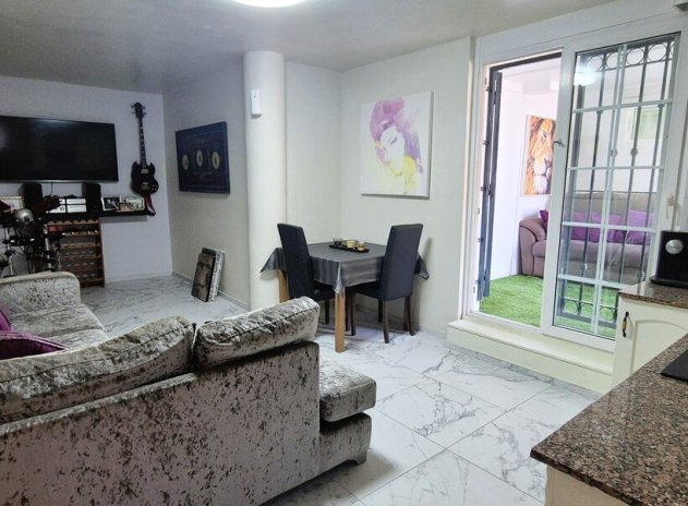 Herverkoop - Villa - Villamartin - Villamartín
