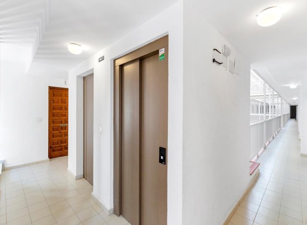 Herverkoop - Appartement - Torrevieja - La Mata