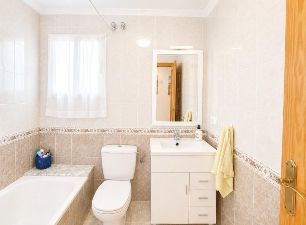 Herverkoop - Appartement - Torrevieja - Playa del Cura
