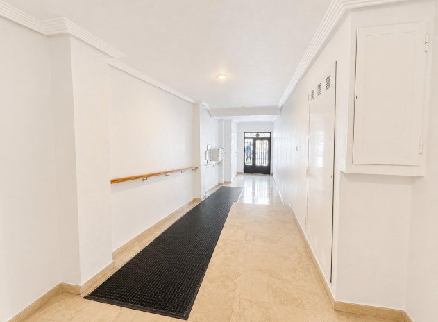 Herverkoop - Appartement - Torrevieja - Playa del Cura