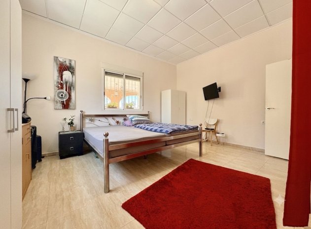 Wiederverkauf - Finca / Ländliches Wohnhaus - Dolores