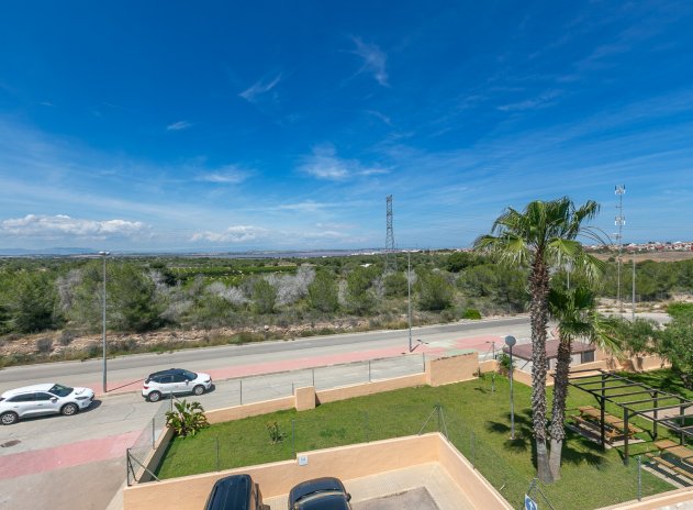 Herverkoop - Villa - Villamartin - PAU 26