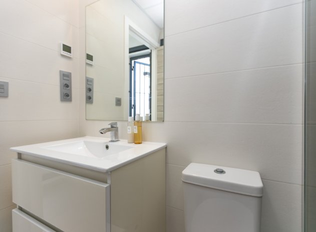 Herverkoop - Villa - Villamartin - PAU 26
