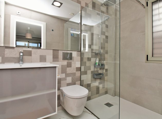 Resale - Villa * - Villamartin * - Villamartín * 
