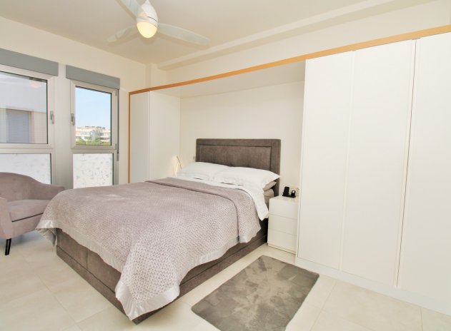 Herverkoop - Appartement - Villamartin - Los Dolses