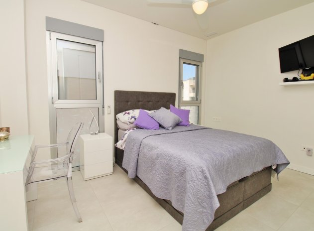 Herverkoop - Appartement - Villamartin - Los Dolses
